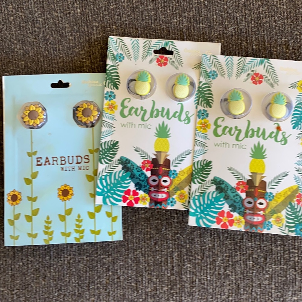 Ear buds with mic Pineapples or Sunflowers